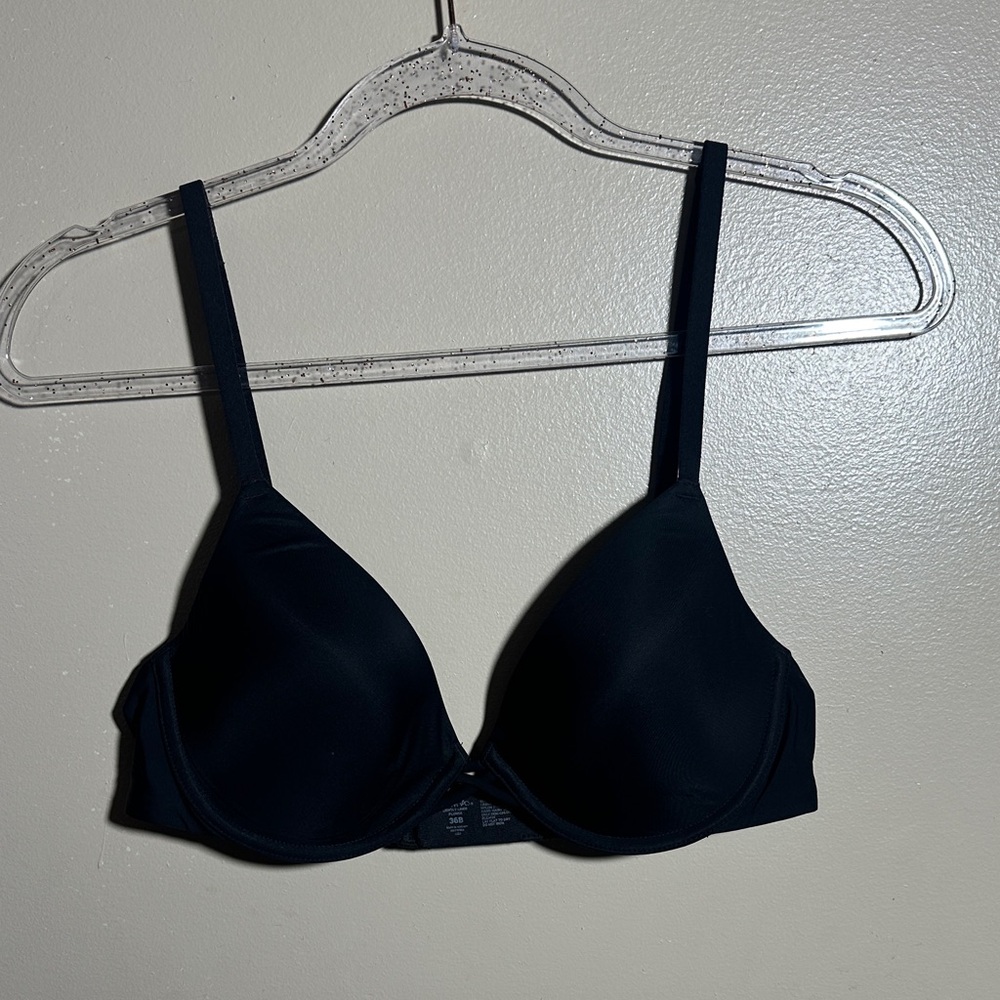 Soma 36B Black Lightly Lined Plunge Bra